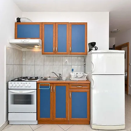 Apartment With A - C In Medulin-istrien 45171 Medulin